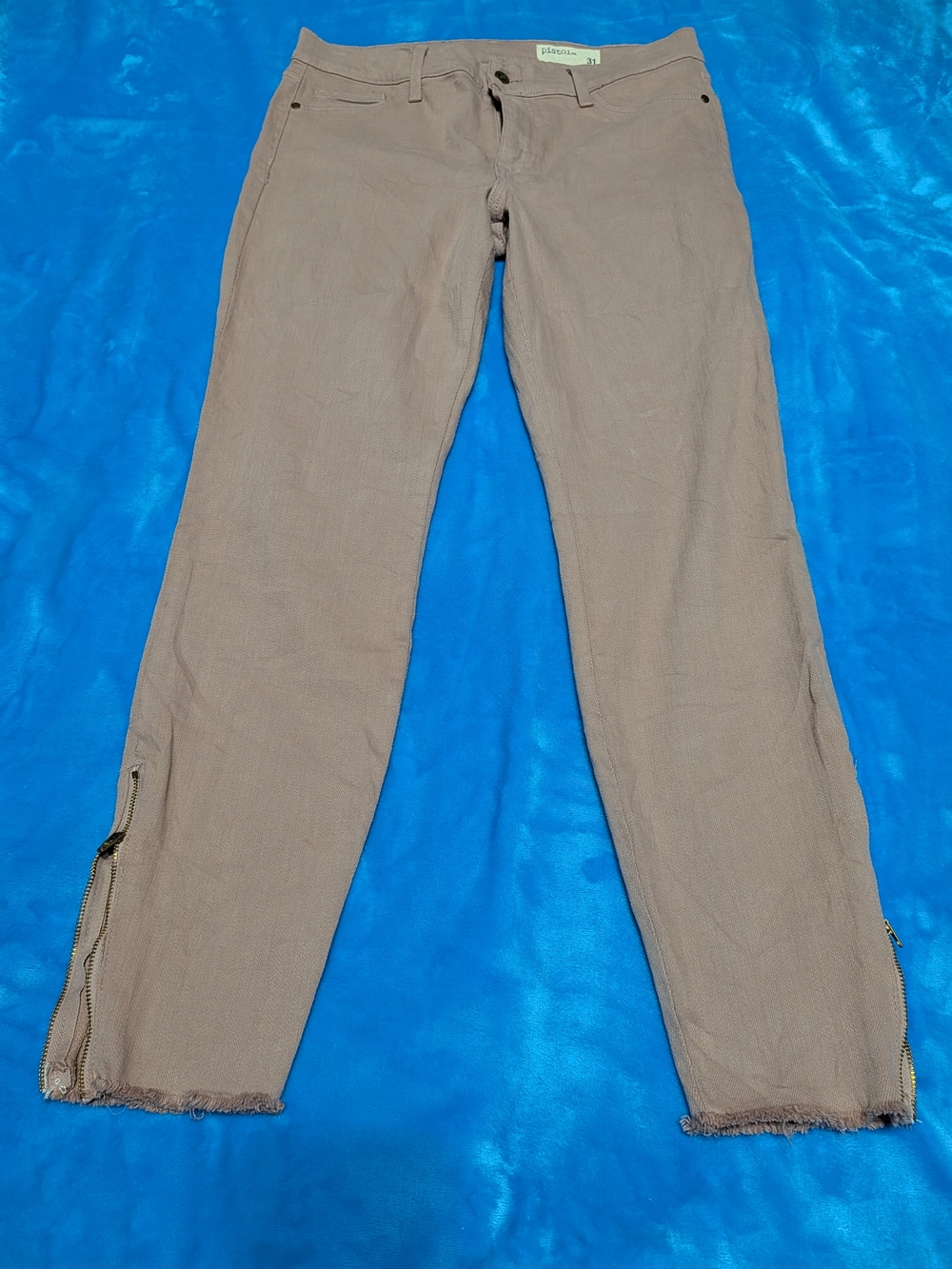 🤎 Zip-Hem Chinos in Taupe 🤎